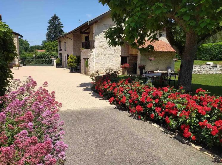 Maison Neuve Tout Confort, Deux Chambres Saint-Martin-du-Mont Exteriör bild